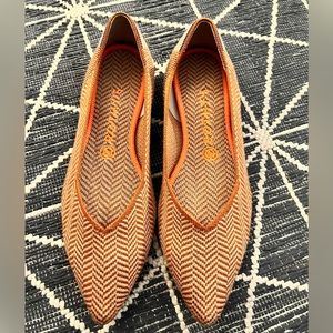 Rothys Camel Herringbone Points 9